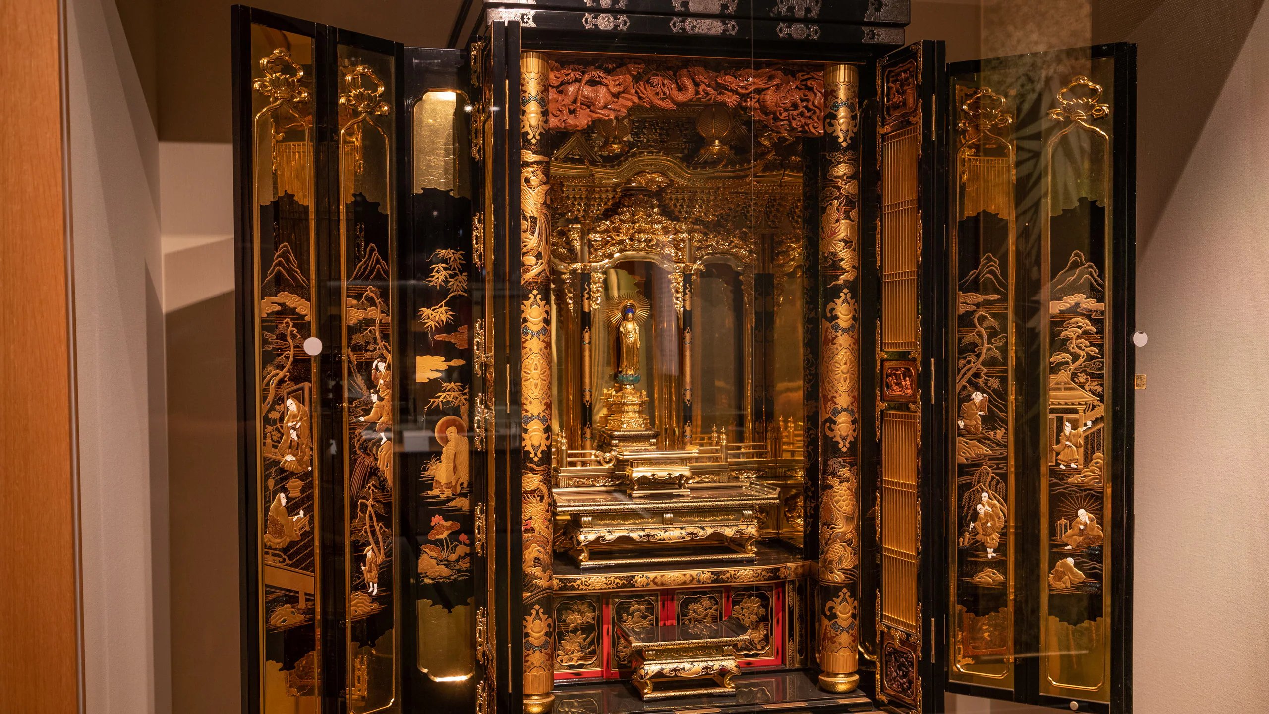 🏛️ 야스에 금박 공예관(가나자와 시리츠 야스에 킨파쿠 코게이칸) 이미지 1